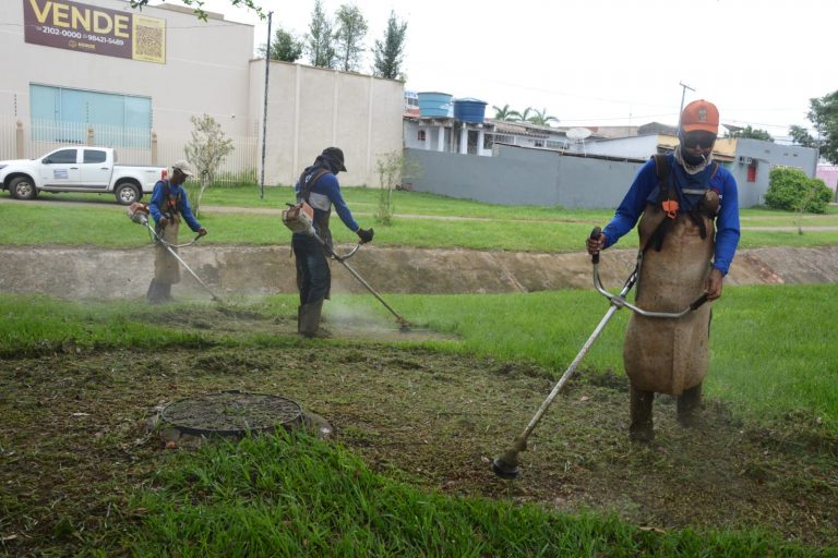 Prefeitura de Rio Branco intensifica a limpeza nos parques da cidade