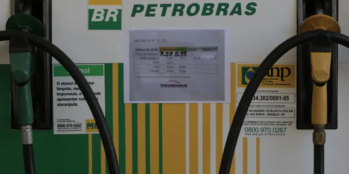 Diesel fica quase R$ 30 centavos mais barato nas distribuidoras a partir desta sexta-feira