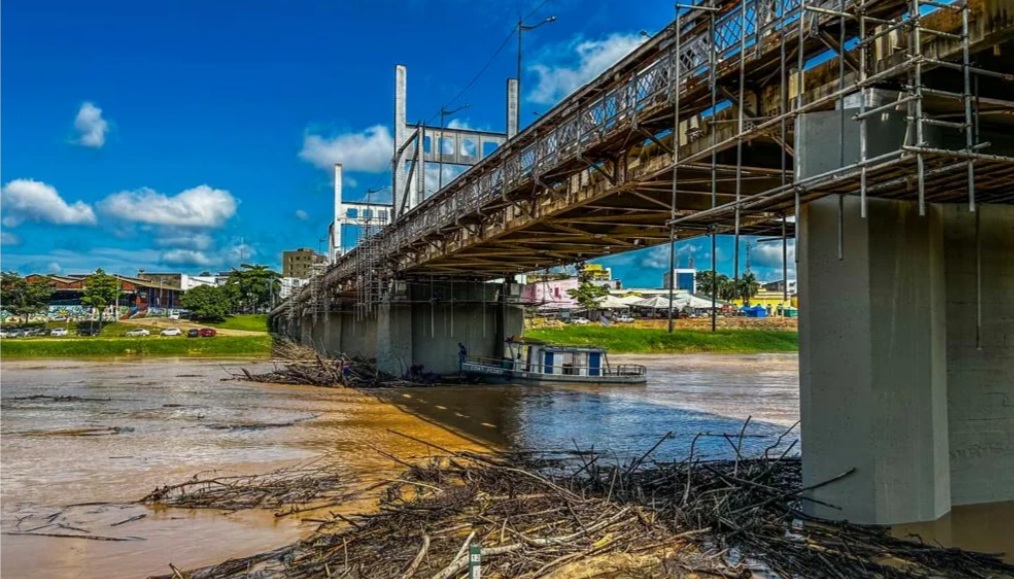 Nível do Rio Acre sobe mais 20 centímetros em três horas na capital acreana e preocupa Defesa Civil