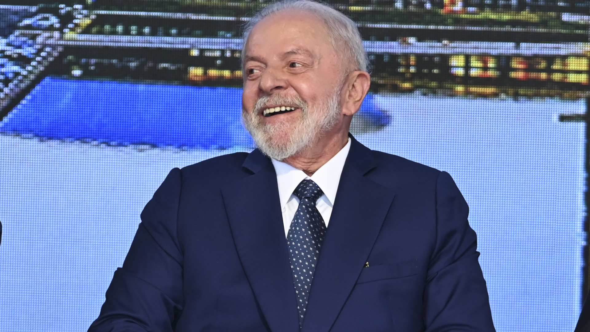 Lula diz que recursos do governo são para suprir necessidades do País, diante de tragédia no RS