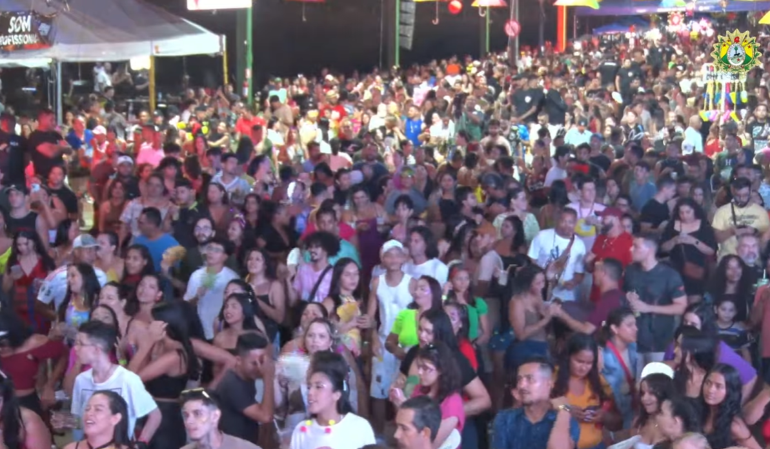 Carnaval da Família reage e reúne multidão em última noite de festa na Gameleira; assista ao vivo