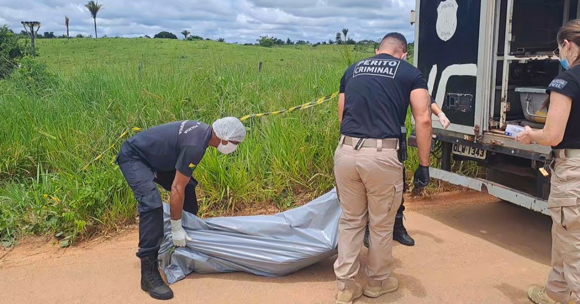 Homem é torturado com ferro quente e morto a pauladas; corpo foi achado no Ramal do Mutum, em Rio Branco