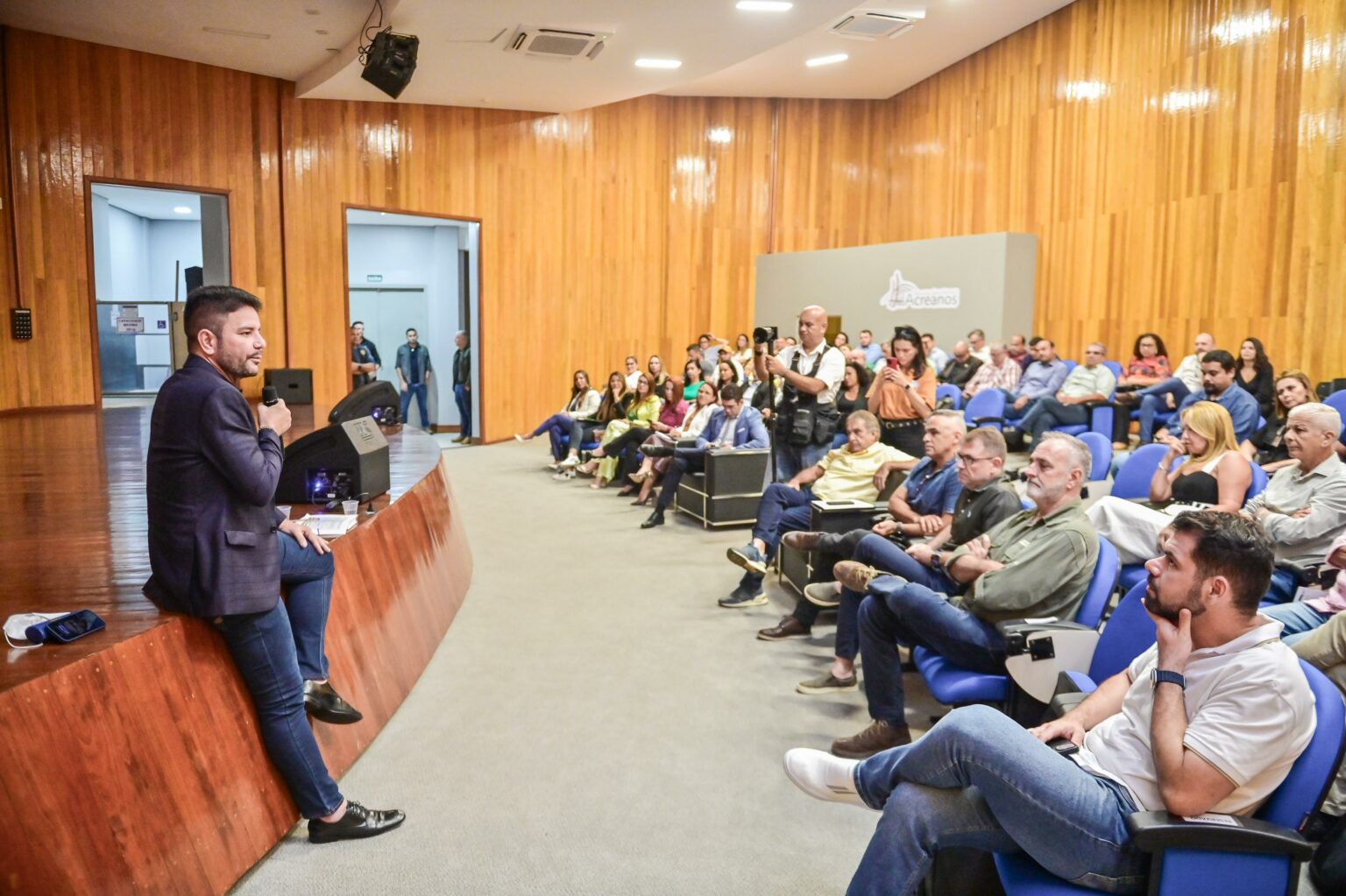 Gladson lidera reunião com secretariado para avaliação e planejamento: “somos capazes de fazer muito mais”