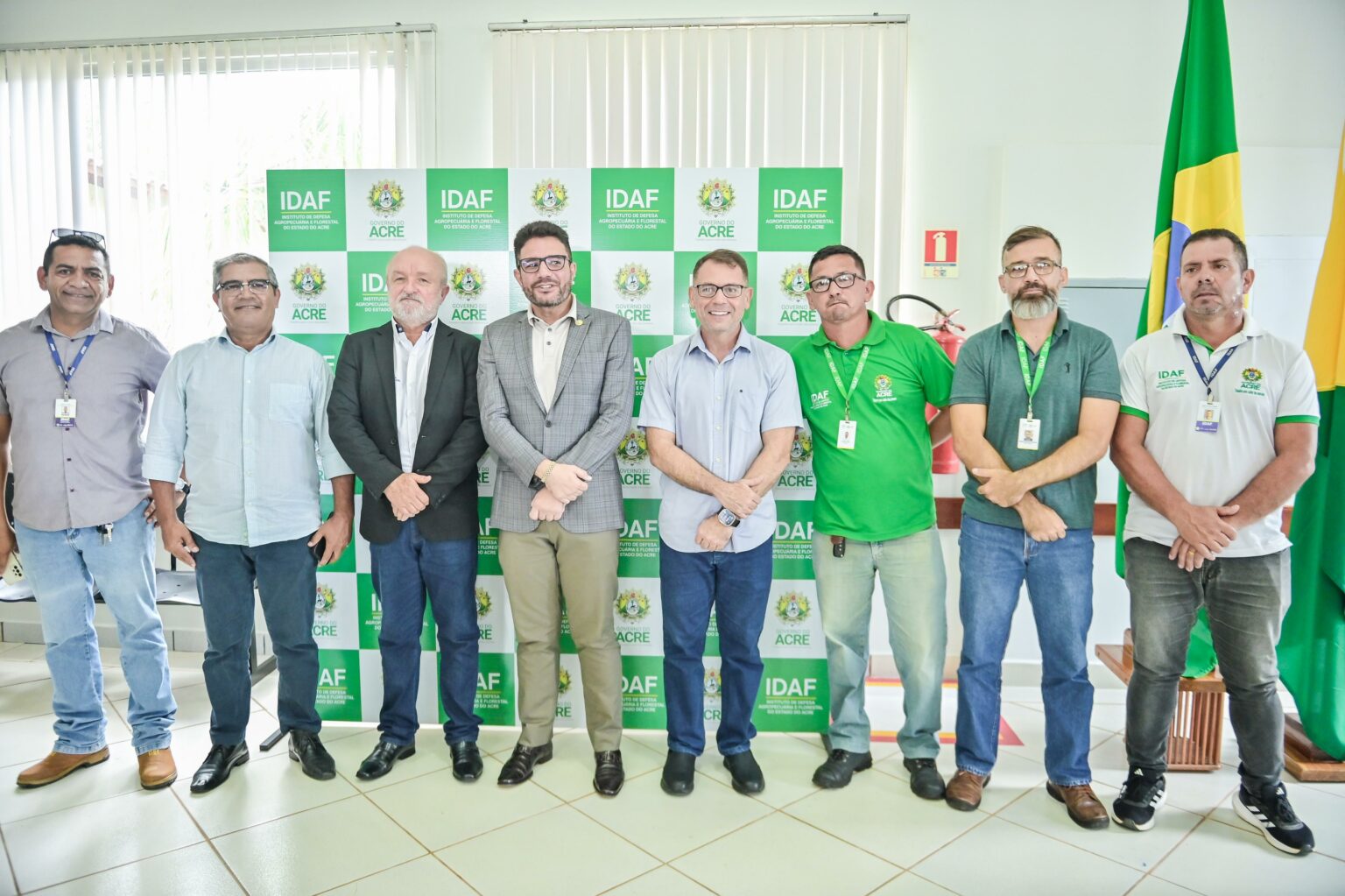 Gladson visita sede do Idaf e anuncia prorrogação do último concurso e convocação novos servidores