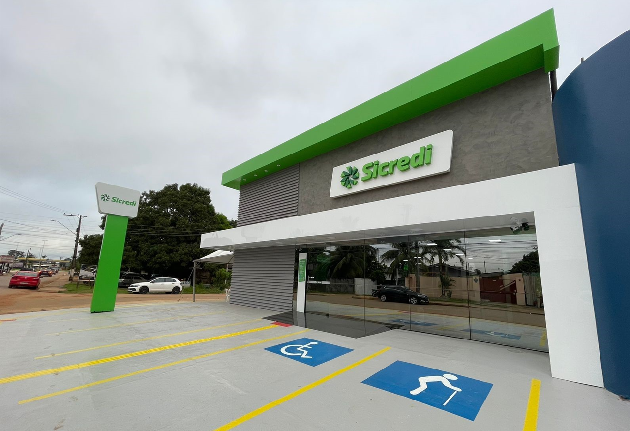 Sicredi: organização financeira para curtir com tranquilidade