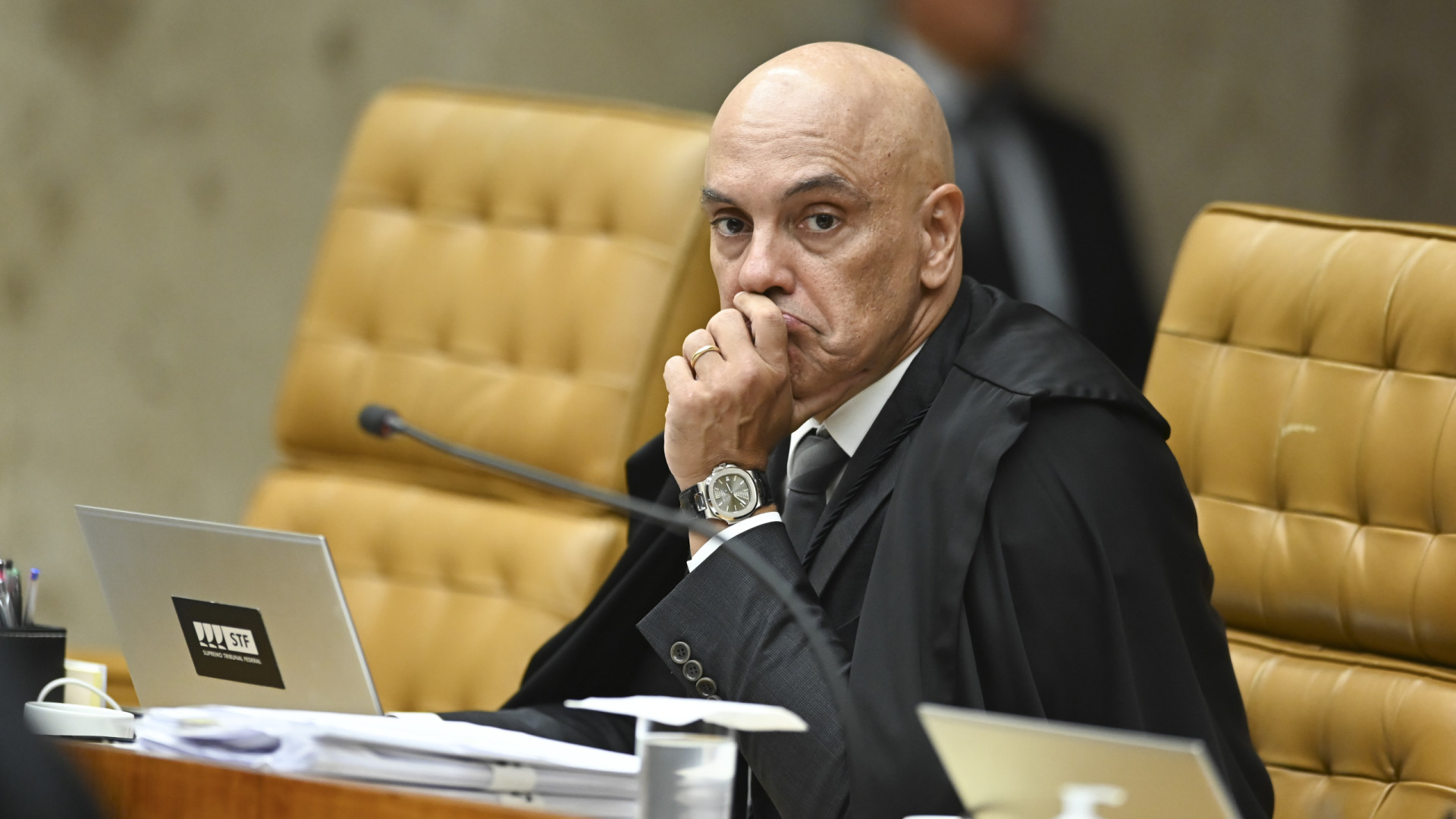 Polícia Federal prende dois suspeitos de ameaçar família de Alexandre de Moraes