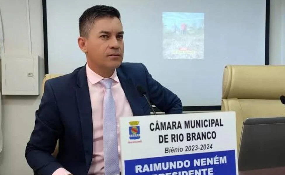 Neném solicita intervenção no Calçadão Raimundo Escócio no centro da capital