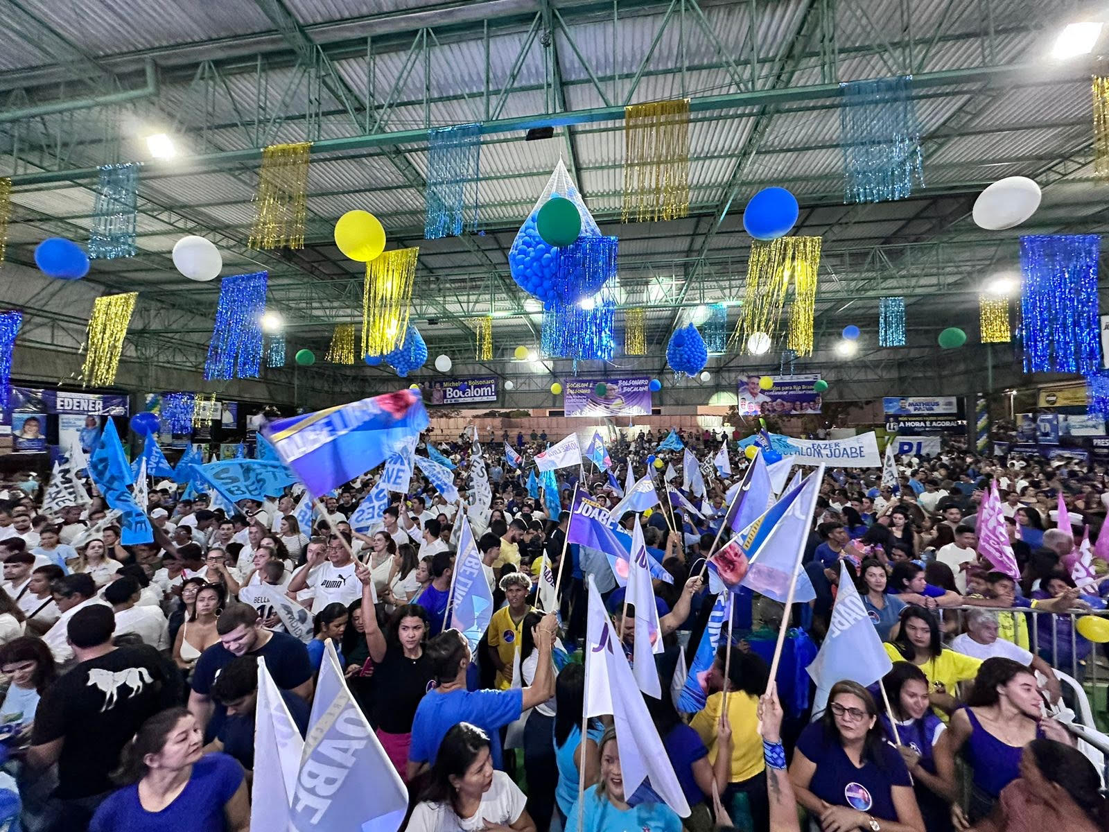 Convenção Bocalom & Alysson reúne multidão no Sesc Bosque e para a cidade de Rio Branco