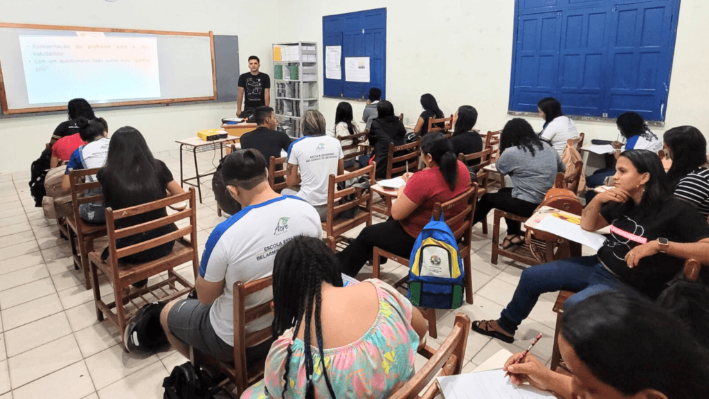 Aulas nas escolas da rede estadual retornam nesta quinta-feira