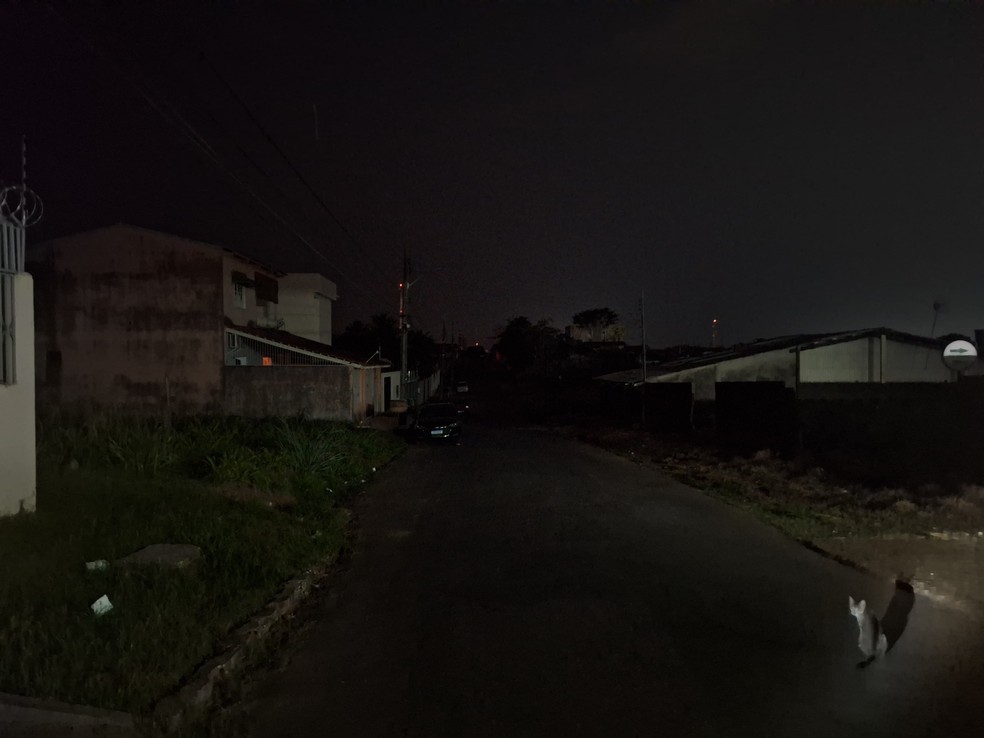 Em noite chuvosa, vários bairros de Rio Branco ficam sem energia elétrica