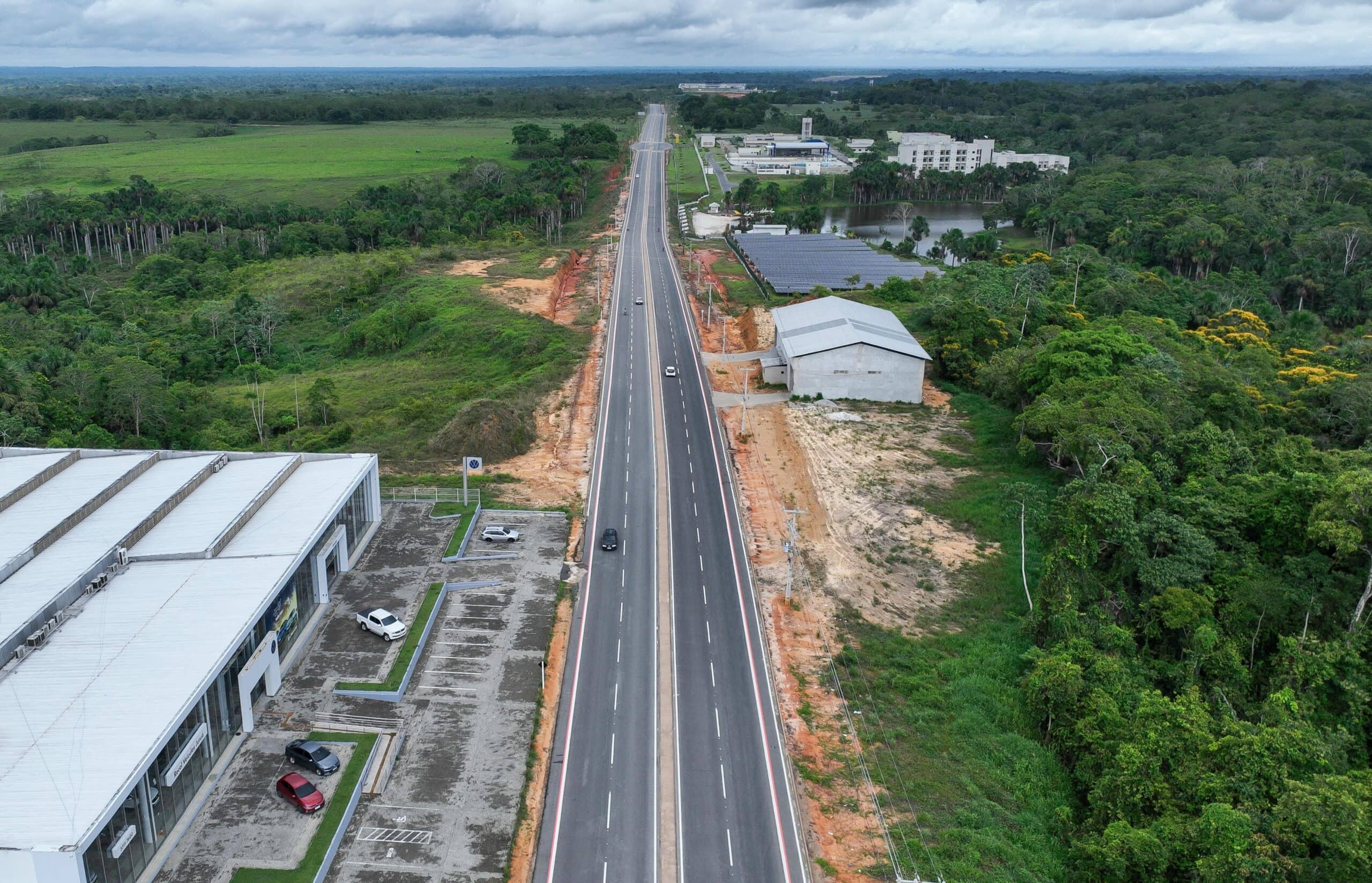 Uma das principais obras de infraestrutura do estado, a duplicação da AC-405 será entregue nesta terça