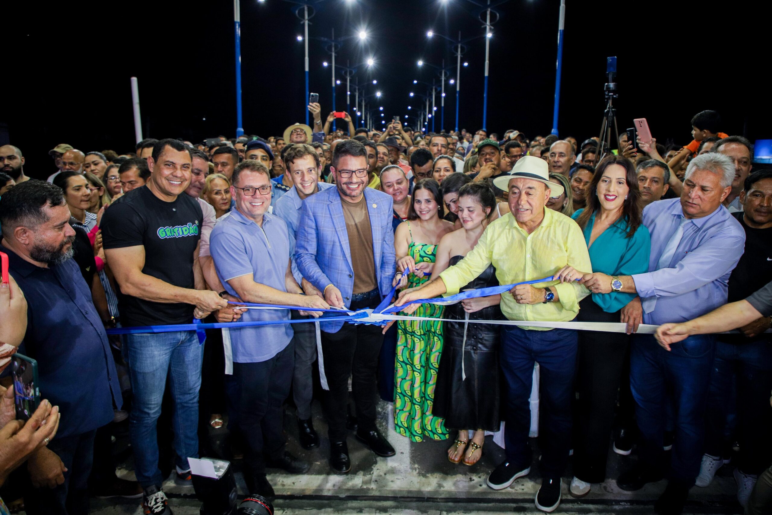 Governador prestigia inauguração do elevado da Avenida Dias Martins