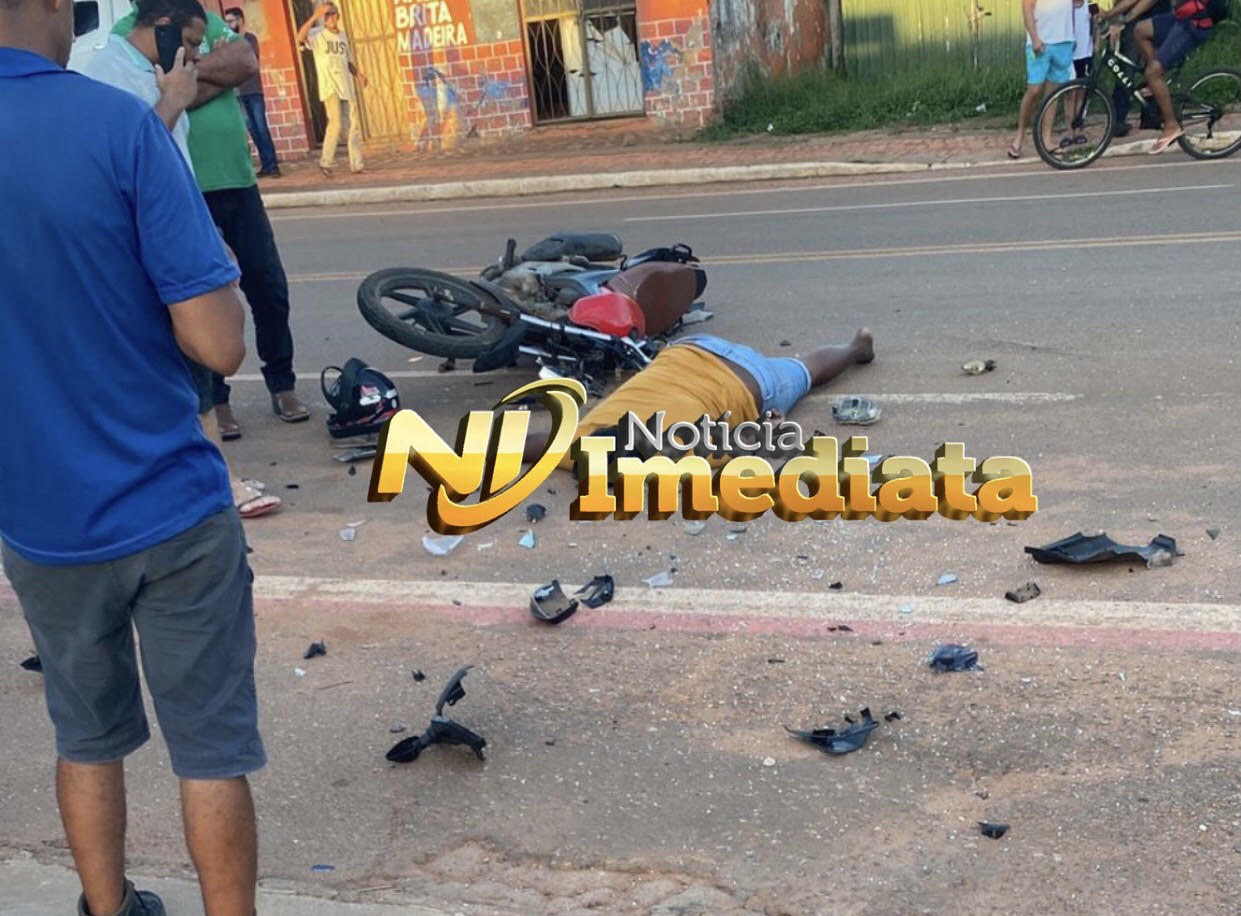 Rapaz morre em grave acidente na avenida principal do Quinari; mulher surtou após a batida