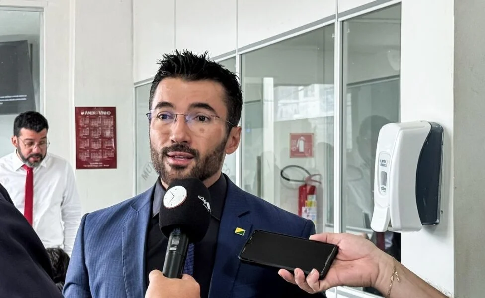 Vereador Zé Lopes cobra celeridade em projeto de R$ 16 milhões para solucionar crise de água na capital