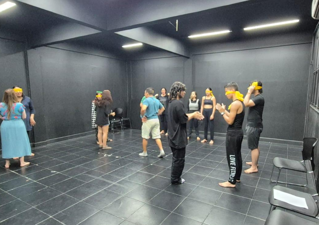 Escola de Artes Beija-Flor encerra primeira turma do curso de iniciação ao teatro e anuncia novas inscrições