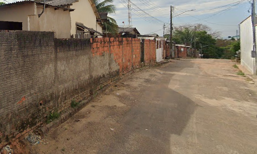 Usuário de drogas violento agride a própria mãe e avó com terçado e ripa em Rio Branco