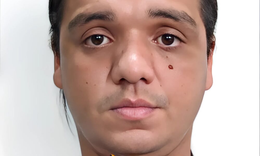 Meteram a faca na Baby, transexual bastante conhecida no bairro Seis de Agosto