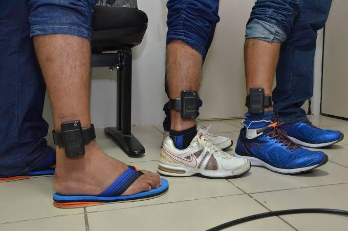 Justiça proíbe monitorados por tornozeleira eletrônica de frequentar Carnaval em Rio Branco