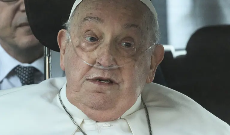 ‘Morrer em paz’: o desabafo do médico de Papa Francisco sobre estado de saúde crítico do pontífice