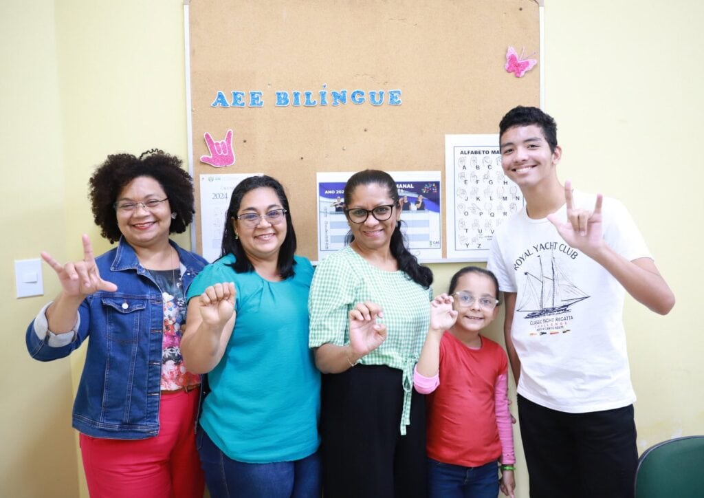 Educação do Acre destaca ações pela inclusão no Dia Nacional da Educação de Surdos