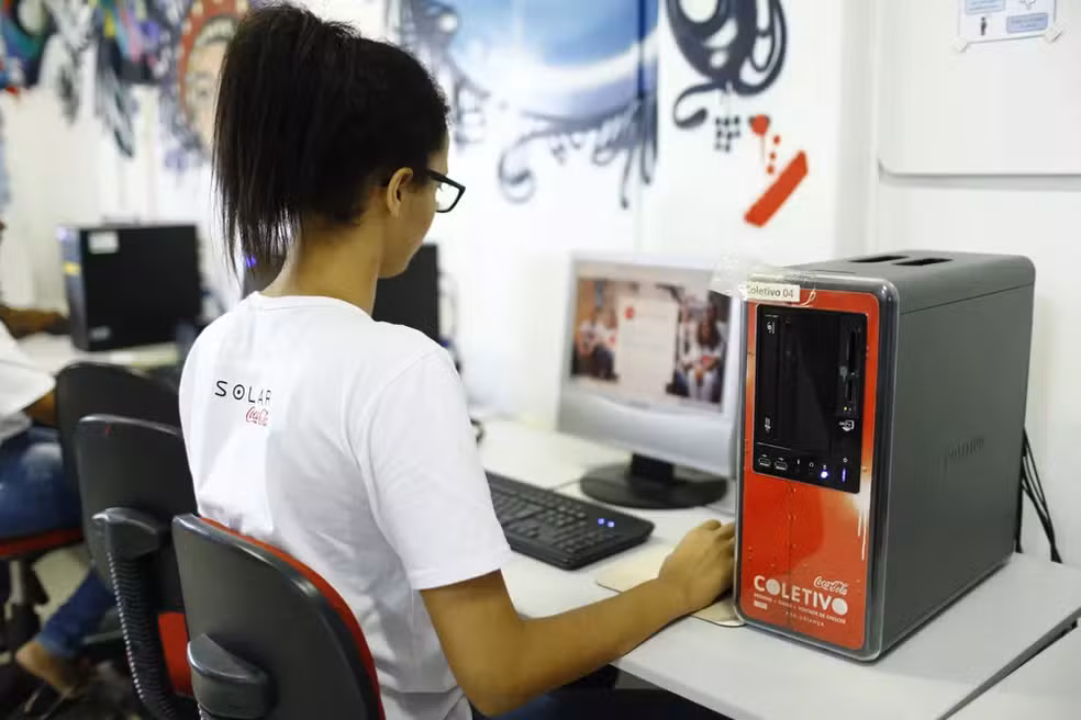 Plataforma do Instituto Coca-Cola abre quase 200 vagas para curso gratuito sobre emprego no Acre
