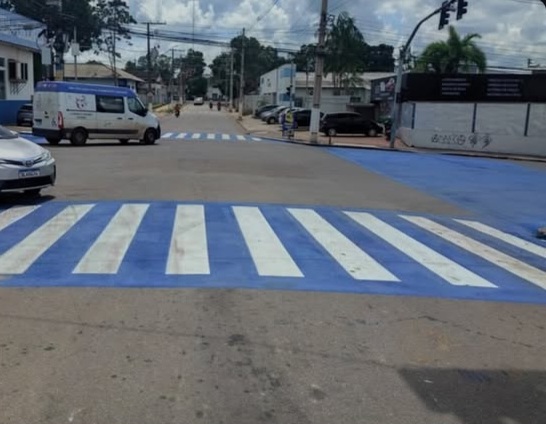 RBTrans pinta faixas da Av. Ceará na cor azul, reforça identidade visual da gestão Bocalom e reacende polêmica