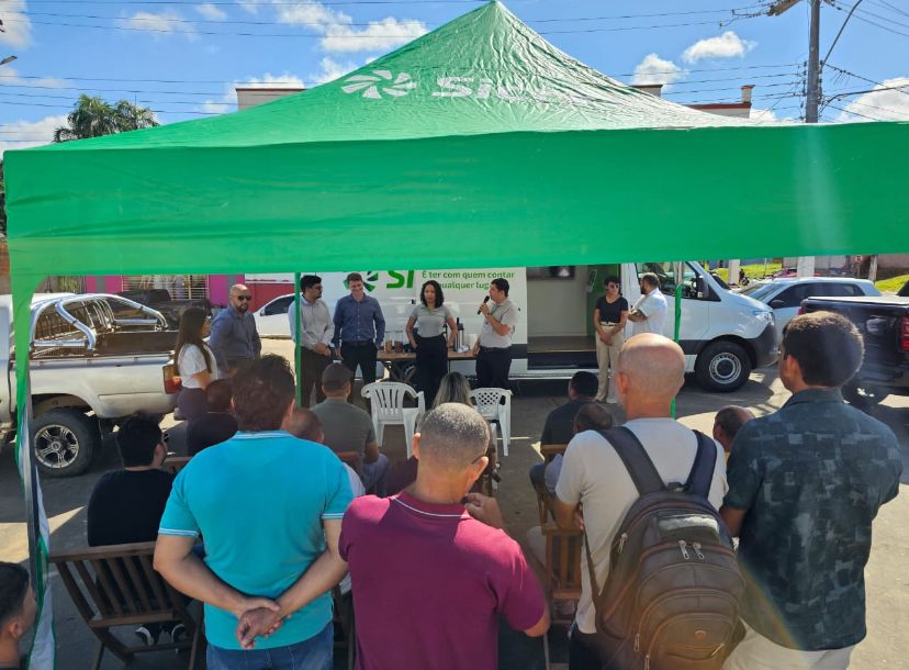 Sicredi inaugura agência móvel no Juruá e reforça presença nas comunidades do interior do Acre