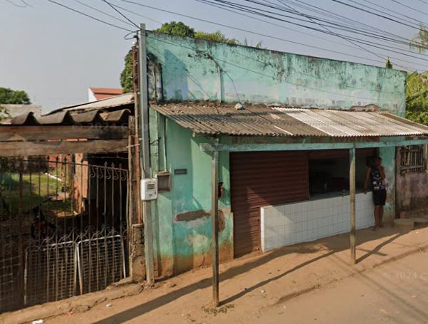 Idoso é executado com três tiros pelas costas dentro da própria mercearia no bairro Bahia Velha