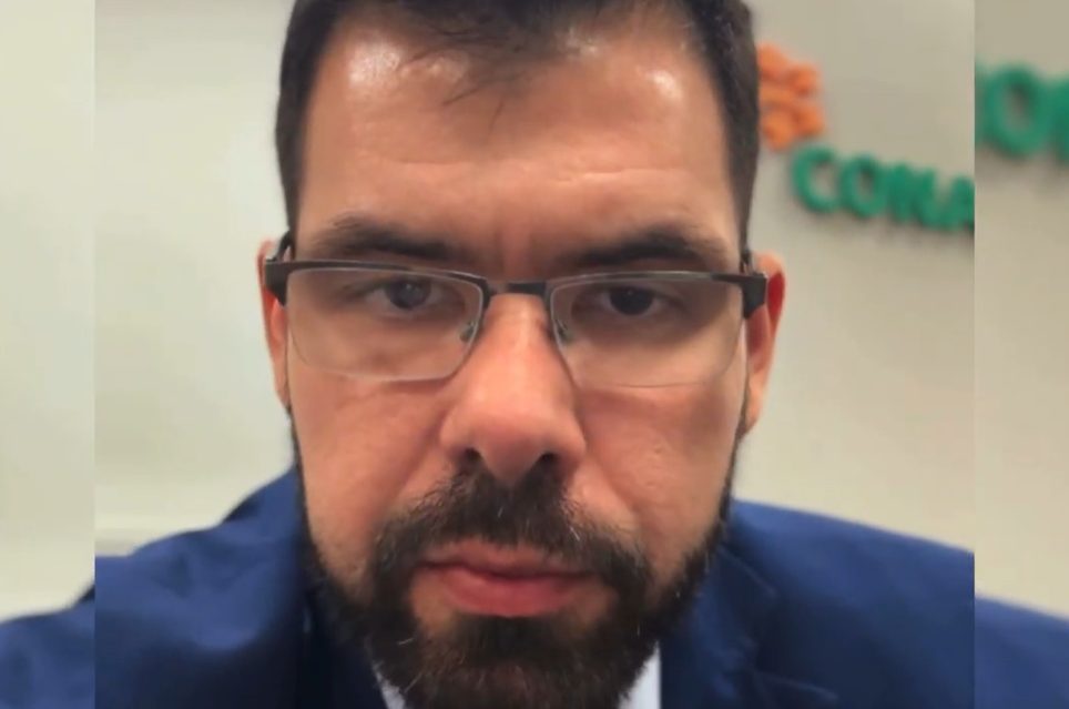 Secretário de Saúde do Acre fala sobre transferência de bebê queimada em hospital; veja