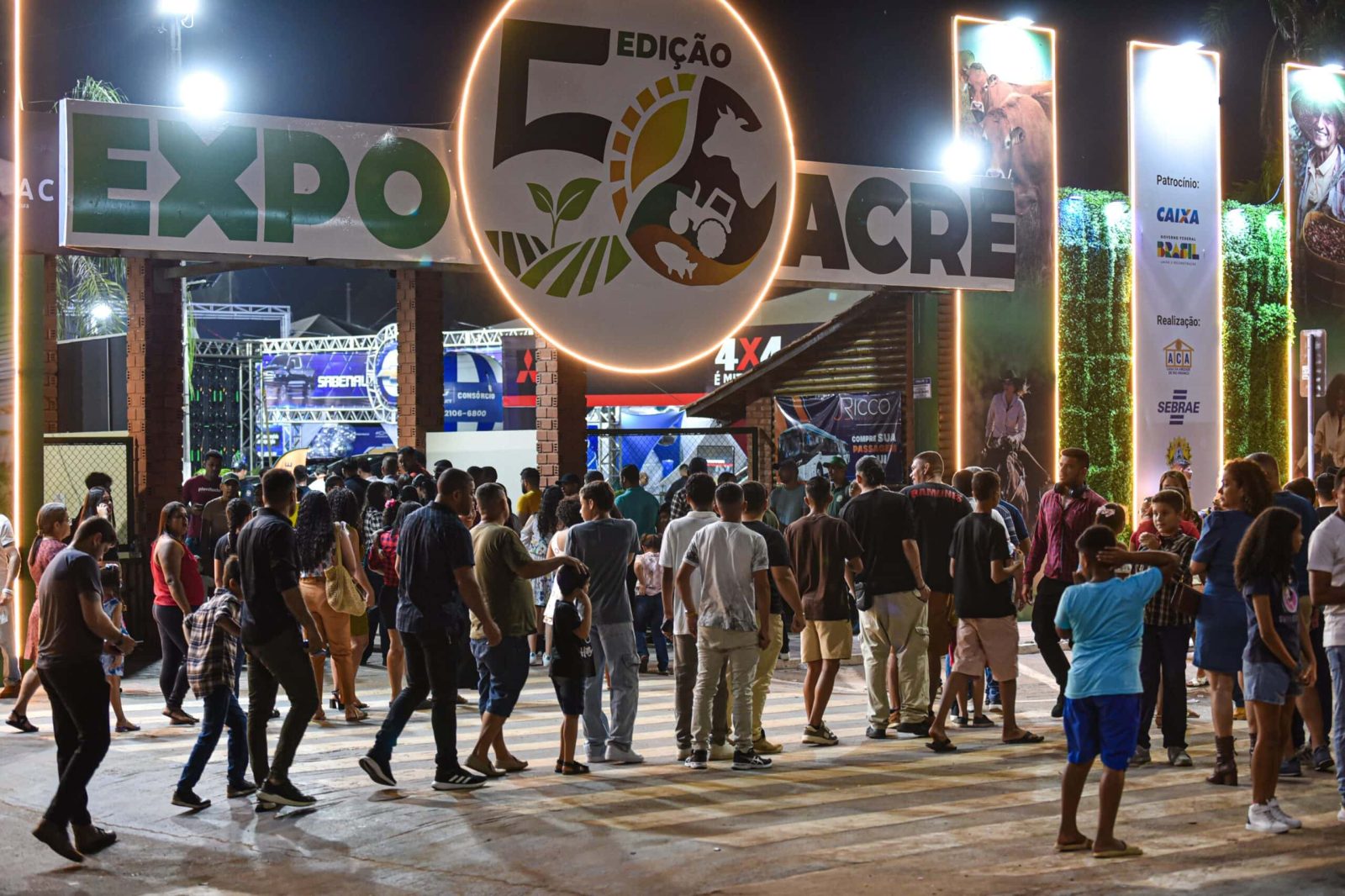 Edição de 50 anos da Expoacre atraiu 399 mil visitantes nas nove noites da feira