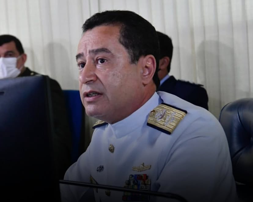 Ex-almirante da Marinha, Almir Garnier pega 24 anos de prisão por participação no plano de golpe