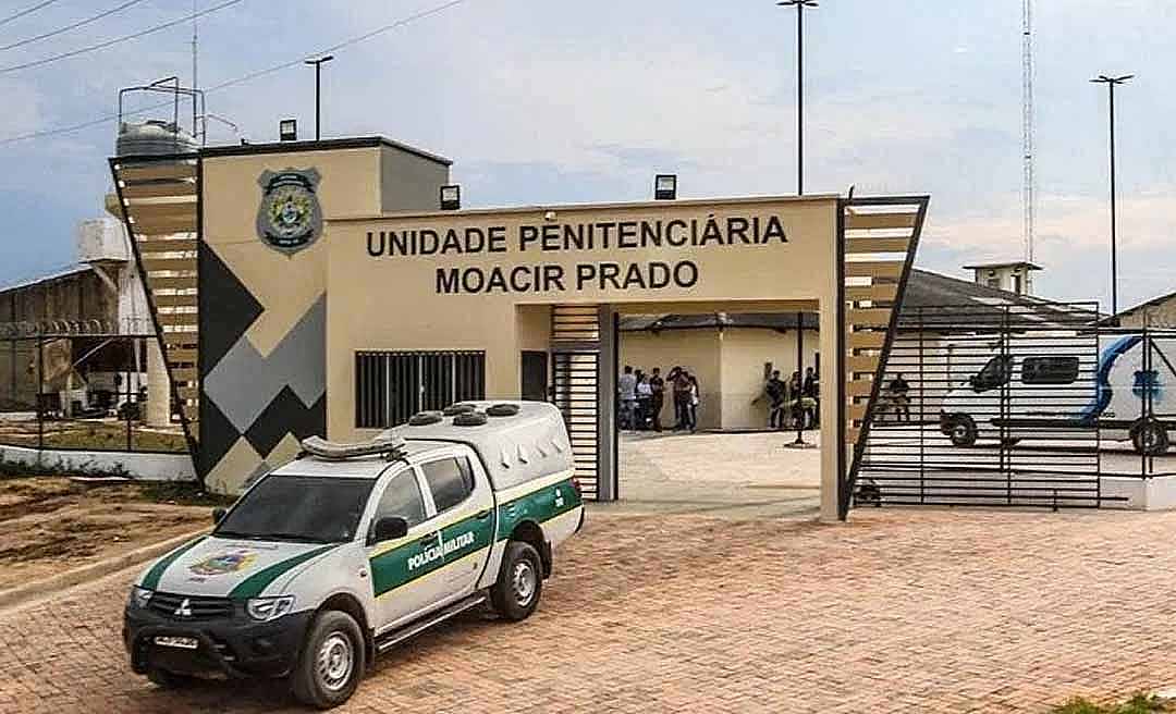 Homem preso por porte ilegal de arma é achado morto um dia após dar entrada no presídio