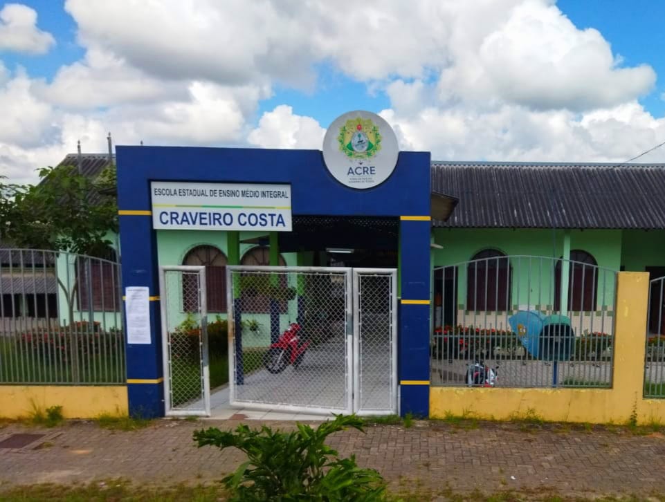 No Acre, polícia estoura ‘boca de fumo’ que funcionava dentro de escola pública