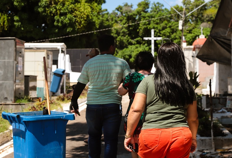 Prefeitura de Rio Branco intensifica limpeza e reparos nos cemitérios antes do Dia de Finados