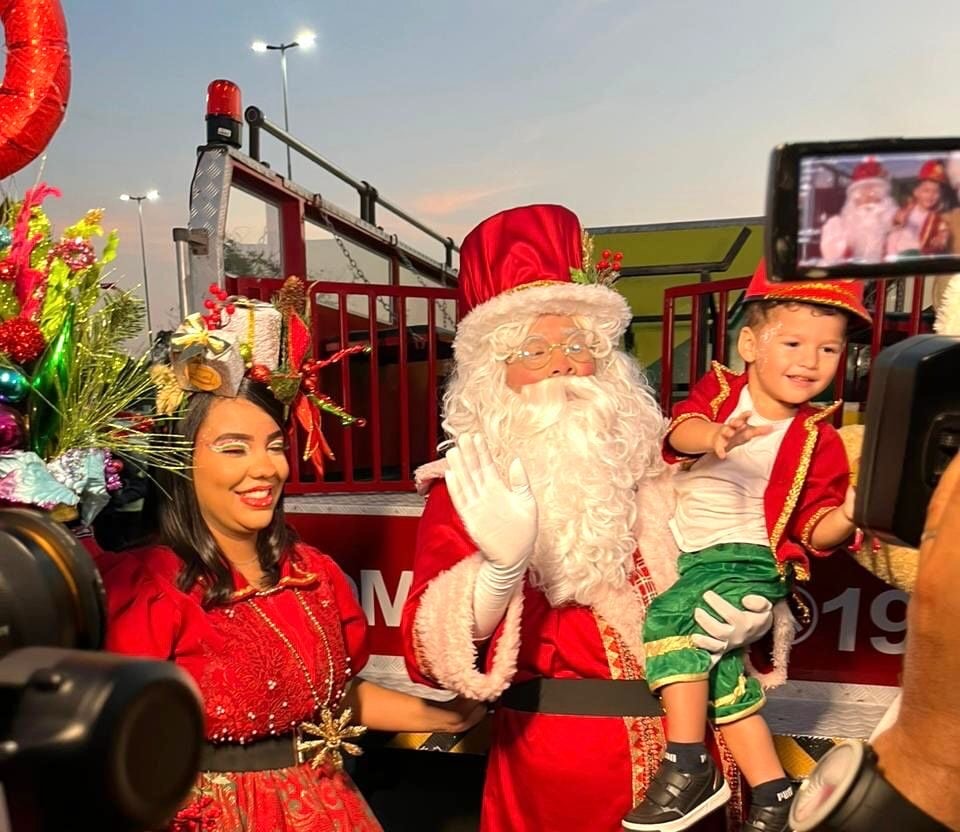 Tudo pronto para chegada do Papai Noel no Via Verde Shopping com decoração natalina inédita inspirada no universo Shrek