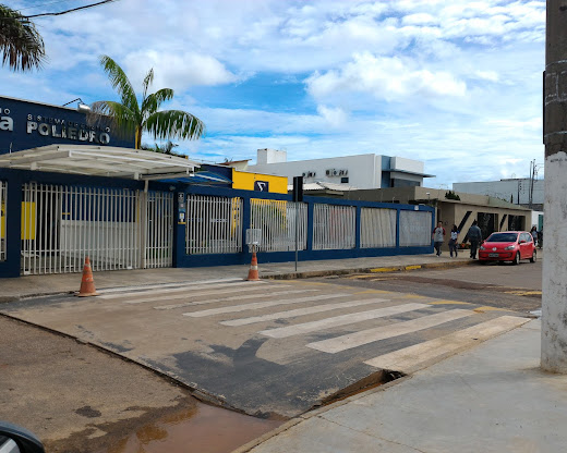 Zelador é preso ao deixar celular com vídeo se masturbando em banheiro de escola particular de Rio Branco