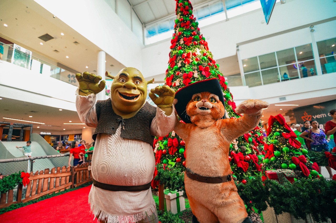 Shrek e Gato de Botas chegam ao Acre para um Natal lúdico e cheio de magia no Via Verde Shopping