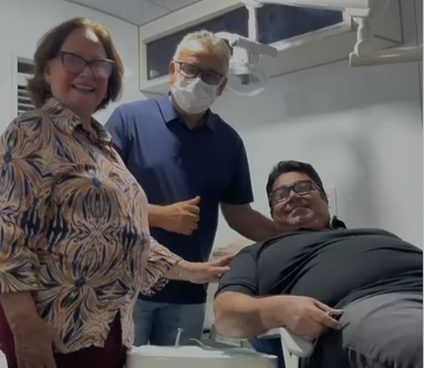 Emendas de Vanda Milani garantem van odontológica e caminhonetes para fortalecer serviços em Brasiléia