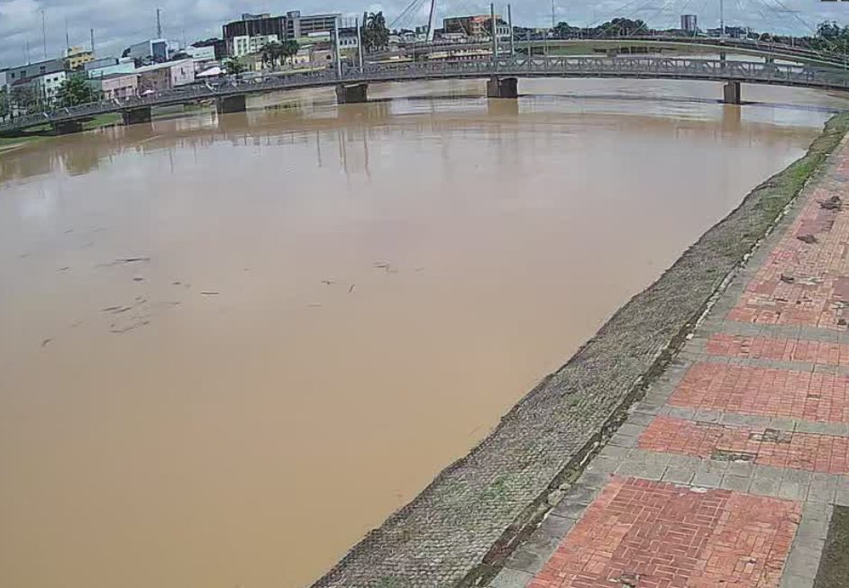 Rio Acre mantém tendência de alta e atinge 14,71 metros em Rio Branco