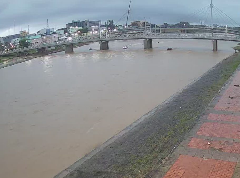 Rio Acre segue baixando e marca 12,42 metros na tarde deste domingo