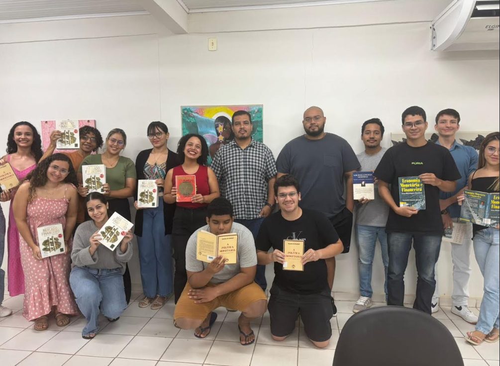 Estudantes de Ciências Econômicas da UFAC divulgam análises sobre a realidade econômico-monetária brasileira