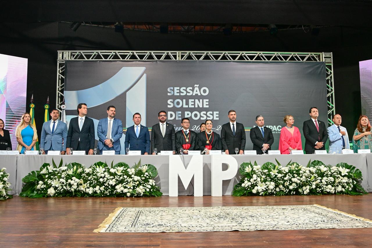 Em posse da nova administração do MPAC, Gladson e Mailza reafirmam harmonia e independência entre os poderes