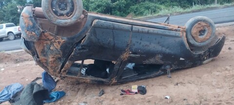 Grave acidente de carro deixa uma criança de um ano morta e três adultos feridos, em Rondônia