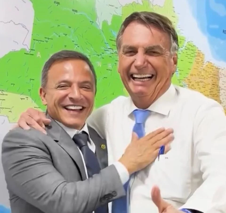 Haja havaianas: senador Márcio Bittar diz que fará caminhada de 200 km por anistia ao ex-presidente Bolsonaro