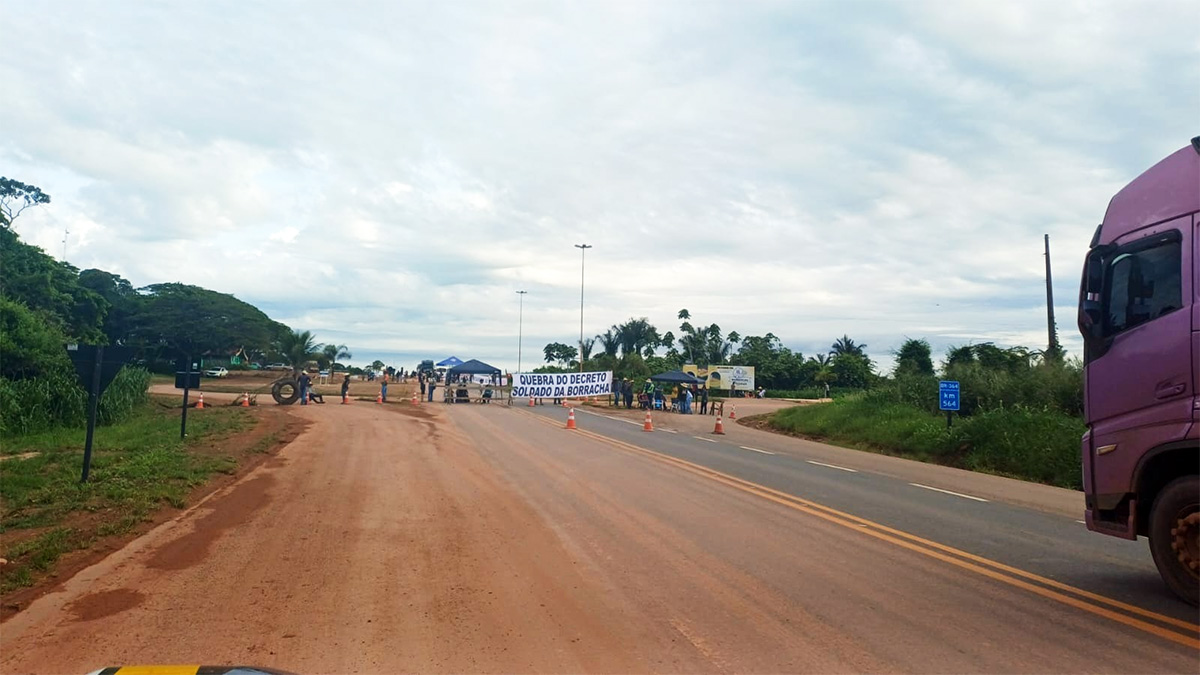 URGENTE – Justiça Federal proíbe bloqueios na BR-364 e fixa multa de R$ 100 mil por hora