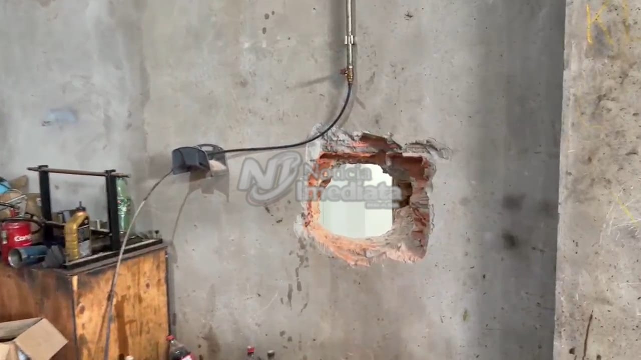 Jovens marginais invadem farmácia e tentam arrombar caixa eletrônico com maçarico no bairro Areal