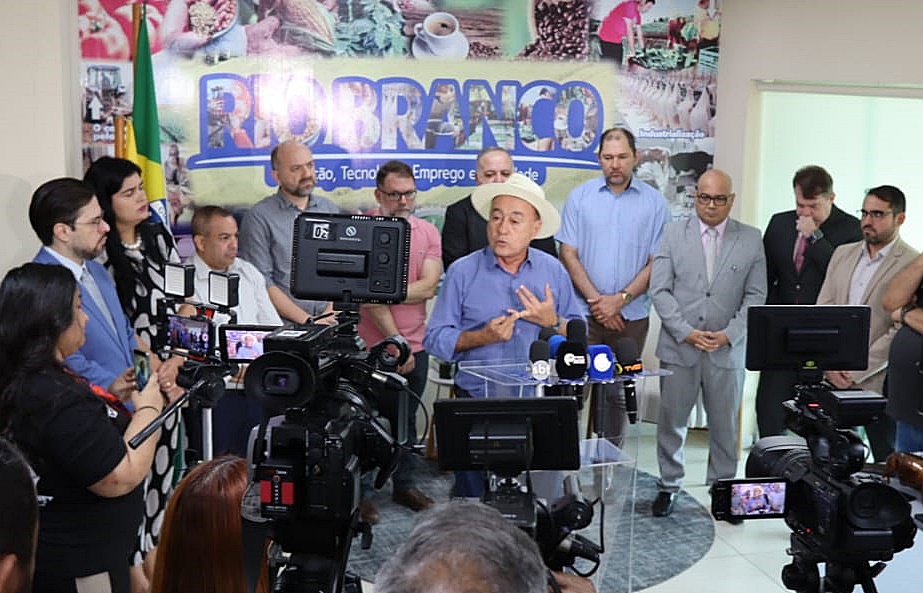 Bocalom lança edital para concessão do transporte coletivo com contrato estimado em mais de R$ 1 bilhão