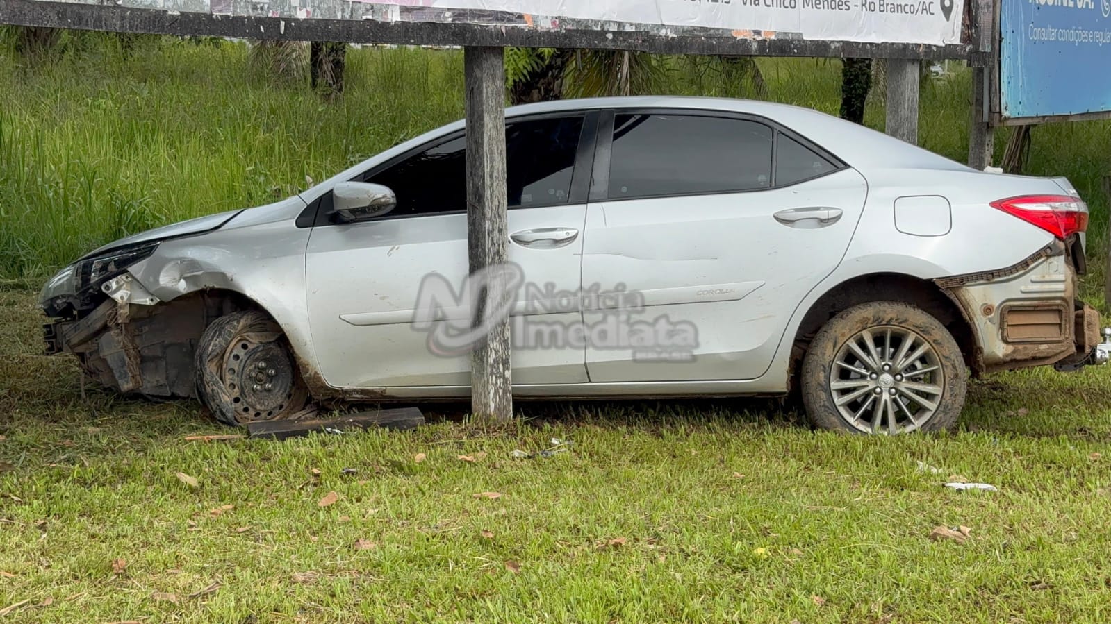 PM aposentado tenta fugir, mas é preso com munição ilegal após causar acidente