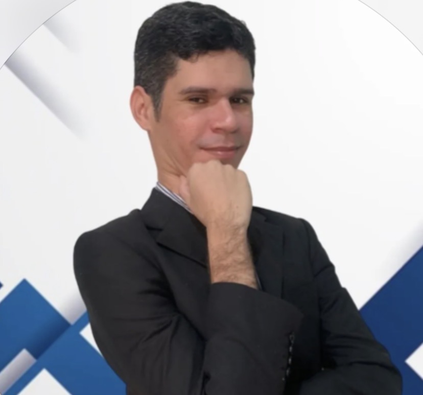 Marcos Dione completa hoje 11 anos de atuação como jornalista profissional no Acre