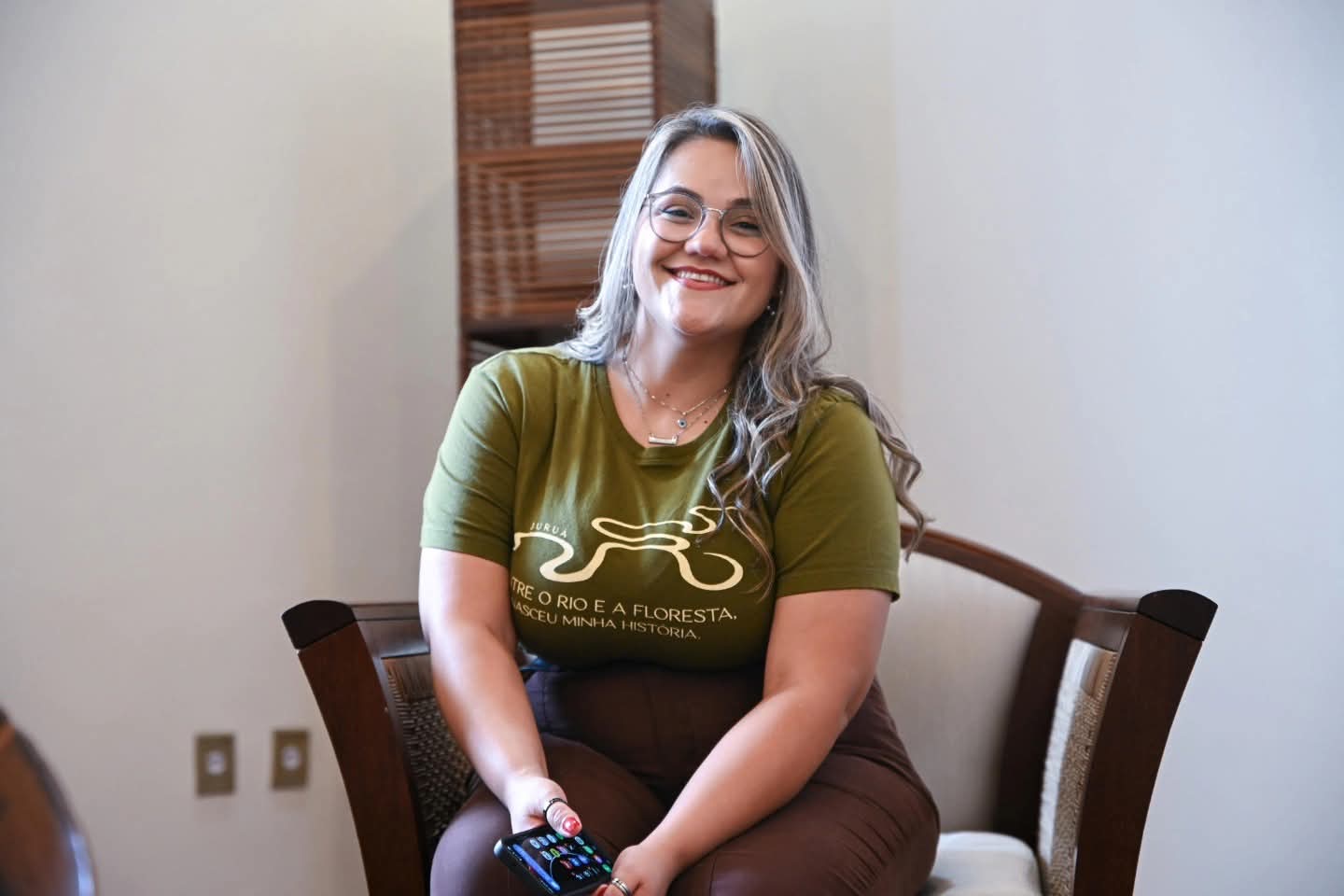 O Acre por quem o vive: a trajetória de 16 anos de Tácita Muniz no jornalismo
